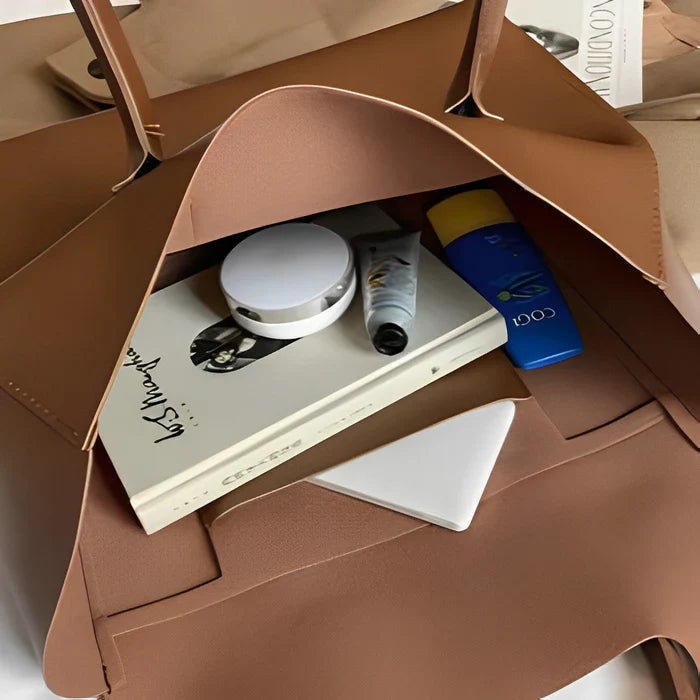 Quintalina Handbag