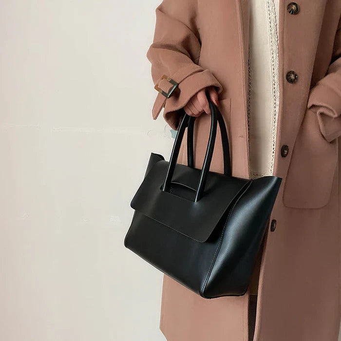 Quintalina Handbag