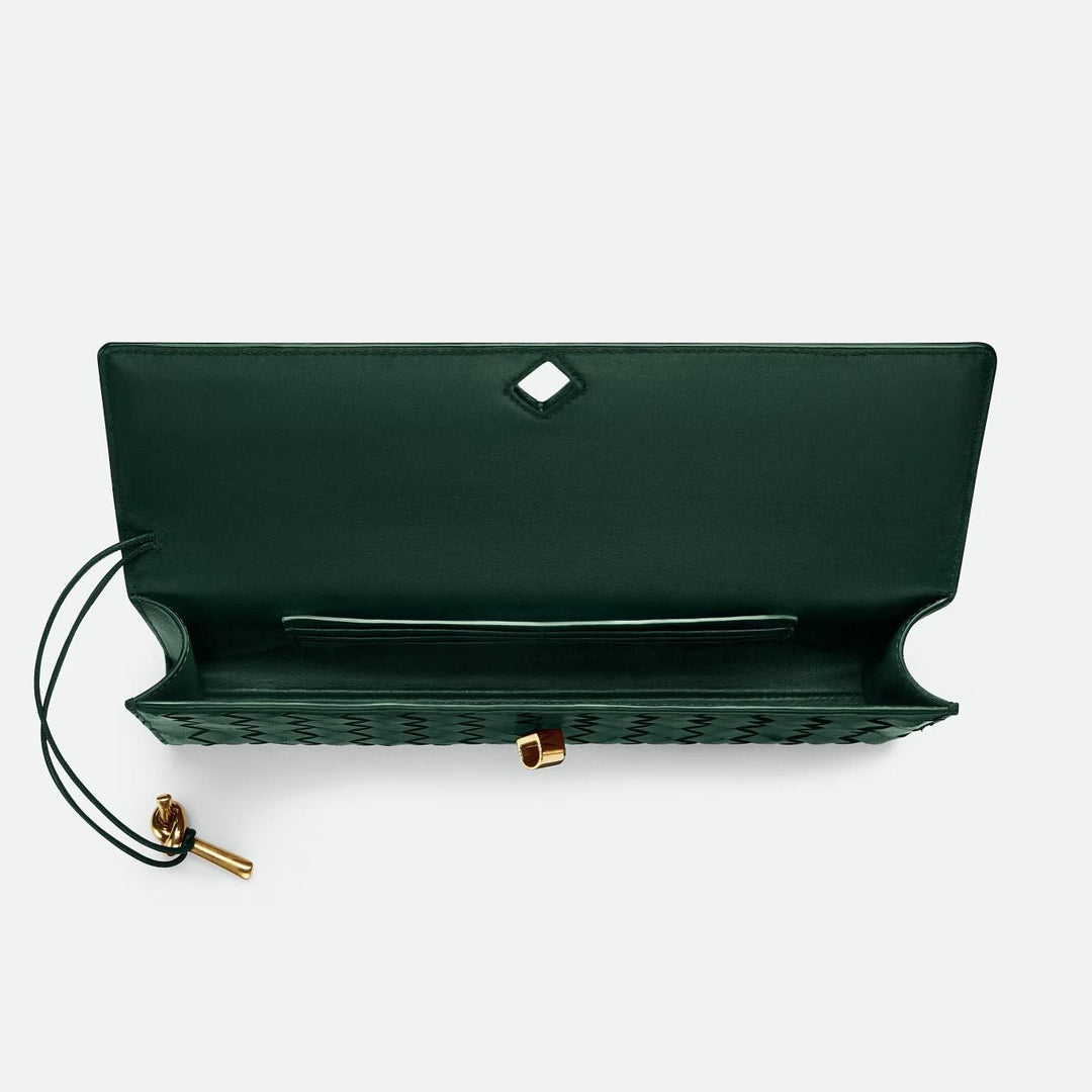 Sandelia Handbag