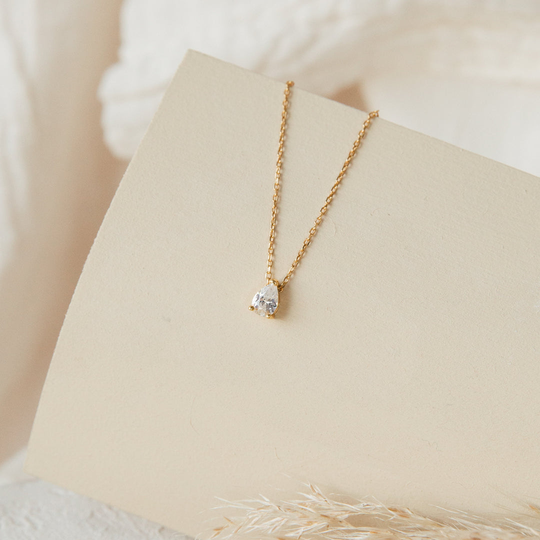CLARA Necklace