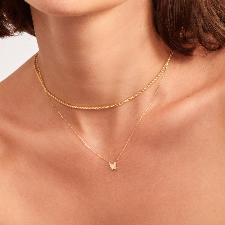 Flutta Necklace